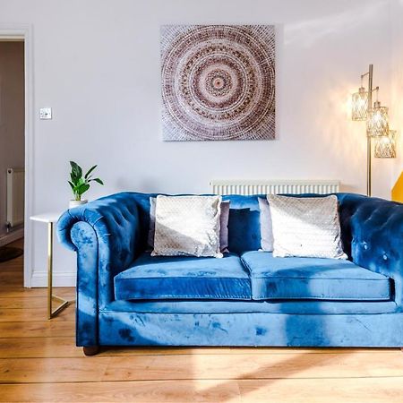 Newhall Road - 4 Bedroom Chester Home - Parking Wervin Екстериор снимка